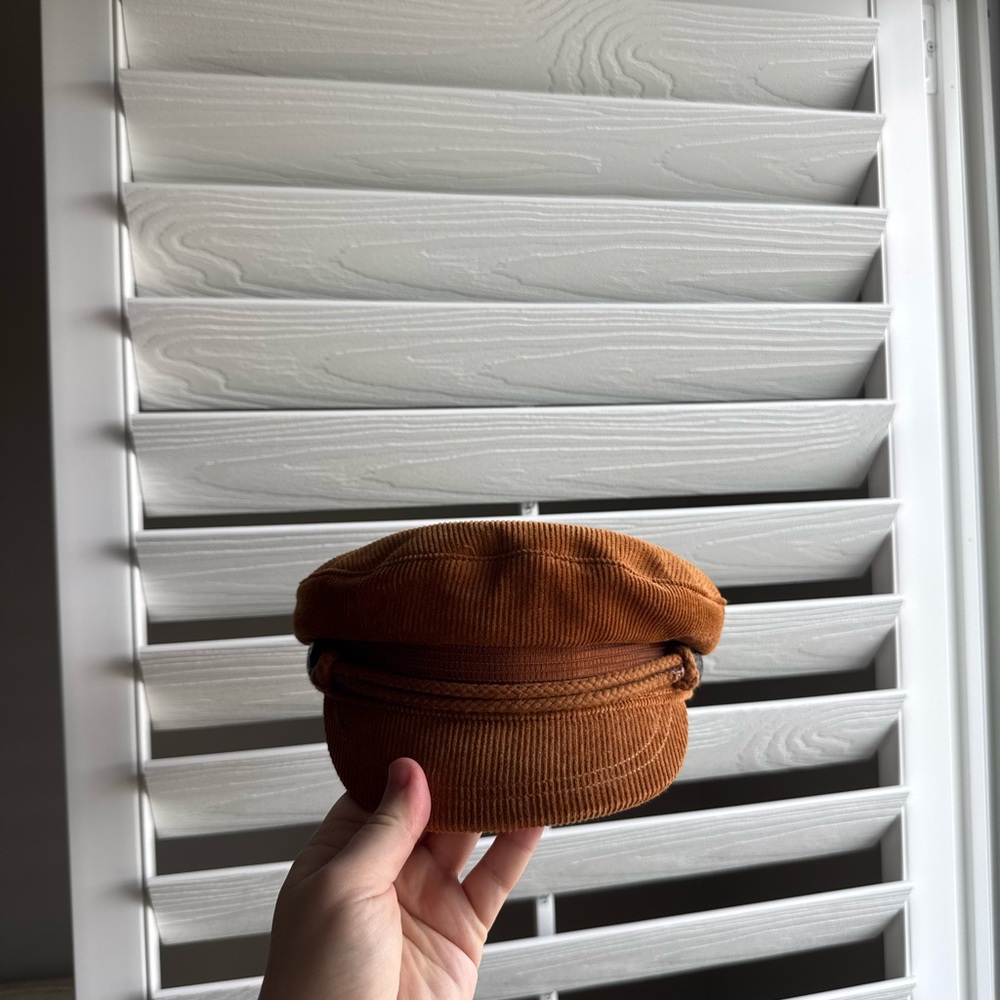 Billabong corduroy hat